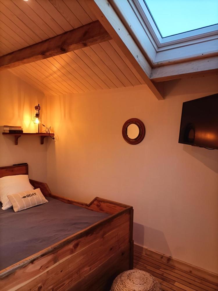 Oudoty Bed & Breakfast Kerlouan Екстериор снимка